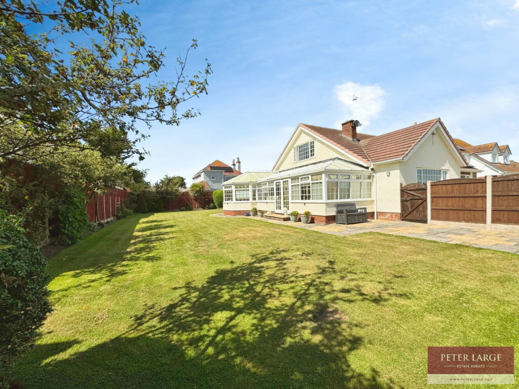 San Rose, Kendal Road, Kinmel Bay, Conwy LL18 5BT