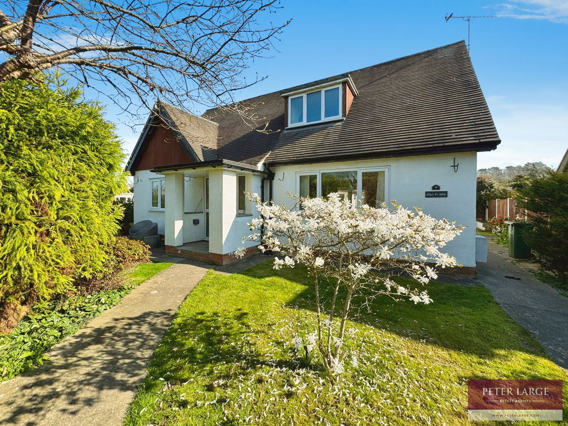 4 Roe Parc, St Asaph, LL17 0LD