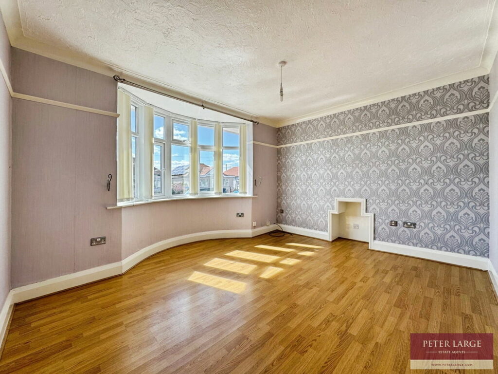 46 Eastville Avenue, Rhyl, LL18 3TN