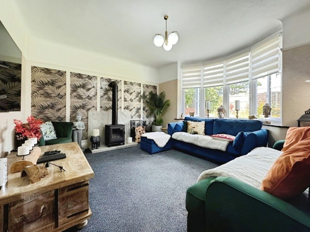 Grosvenor Road, Prestatyn, Denbighshire LL19 7NW