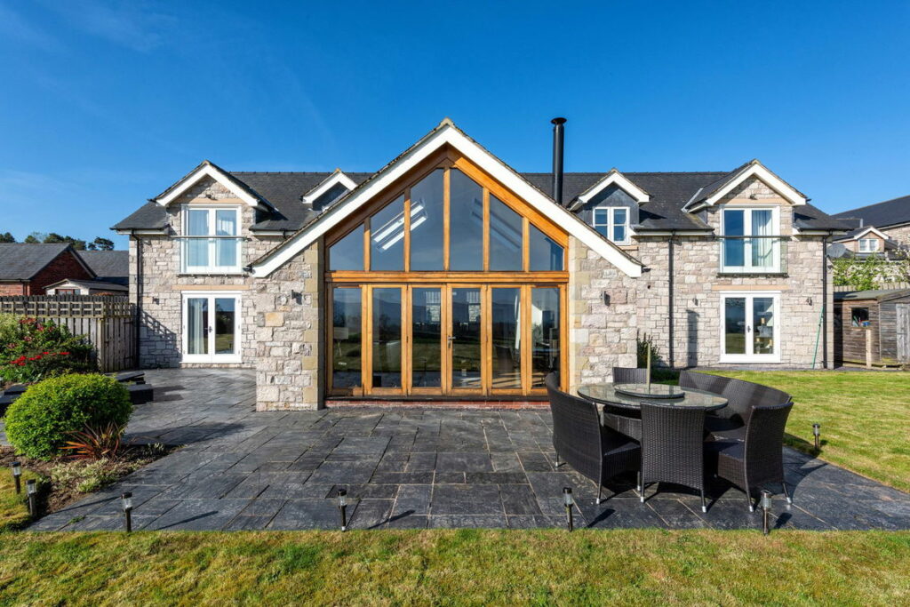 8 Pennant Farm Prion Road, Denbigh, LL16 5ST