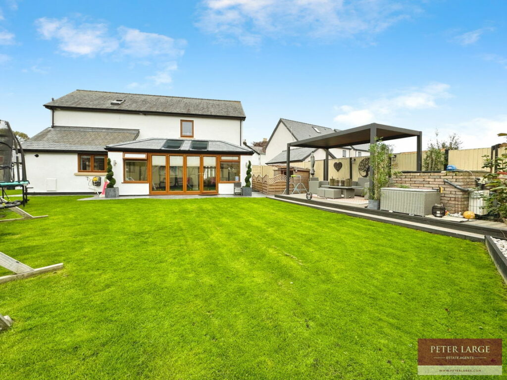 20 Pendyffryn Court, Pendyffryn Road, Rhyl, LL18 4RU