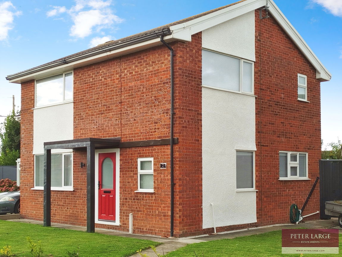 2 Llys Tudur, Rhyl, LL18 4AX