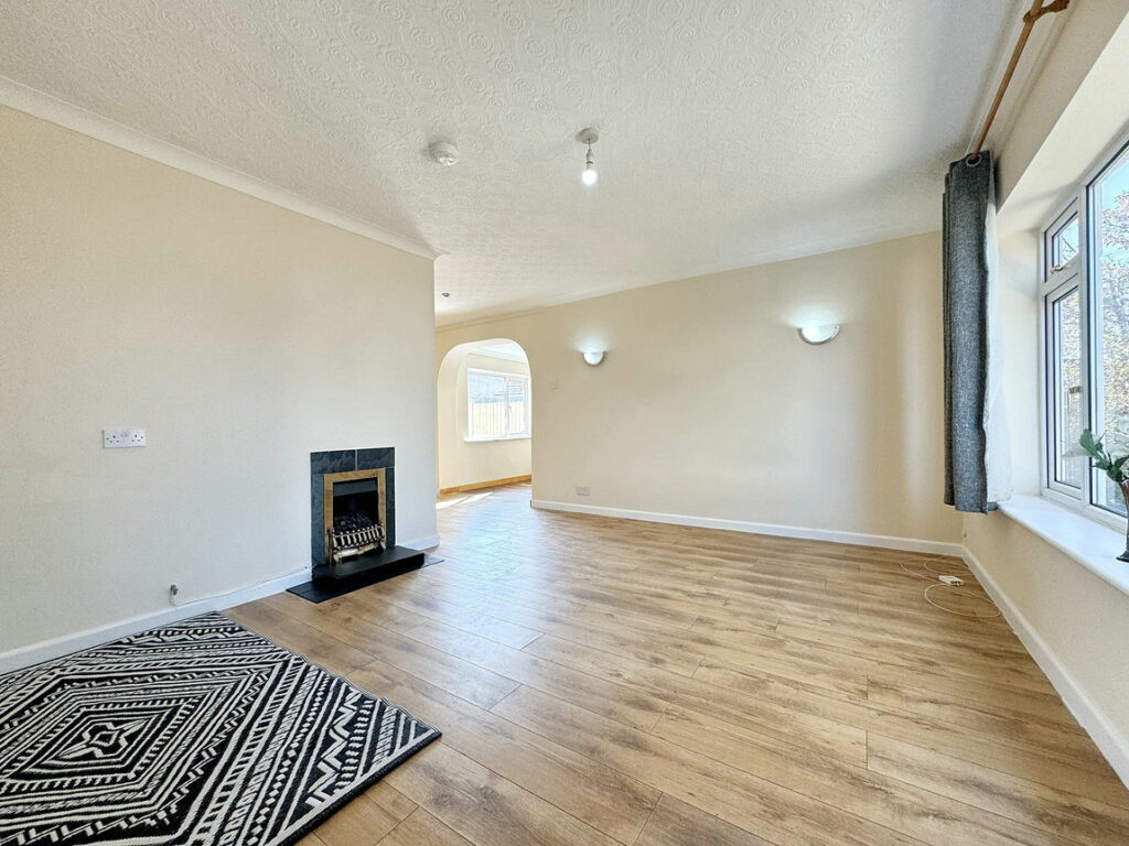 Pen Lan, Towyn, Conwy, LL22 9LW