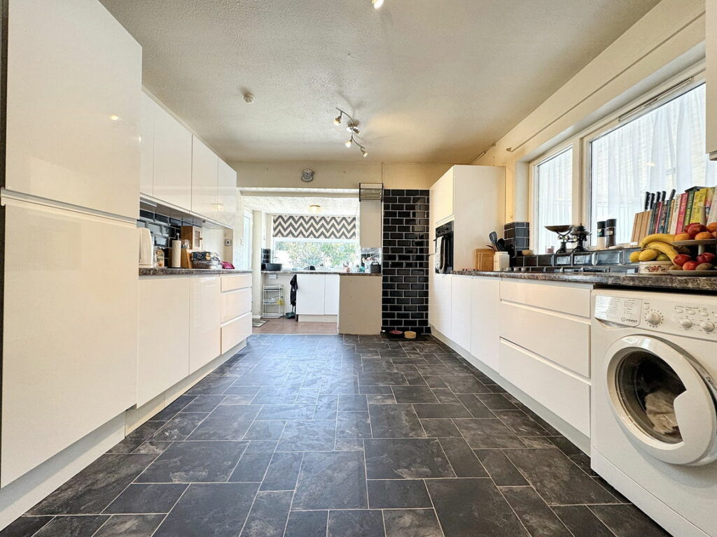 Bron Gele, Belgrano, Conwy, LL22 9YF