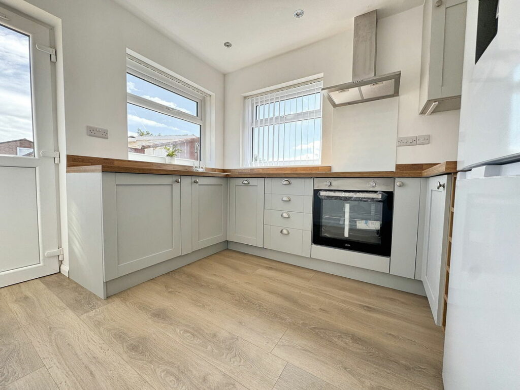 Coed Masarn, Abergele, Conwy, LL22 7EE