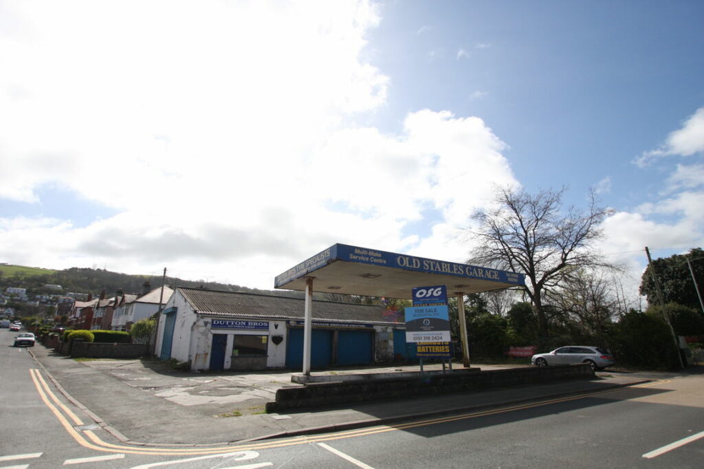 Former Garage/workshop, 2 Gronant Road, Prestatyn, Denbighshire LL19 9DS