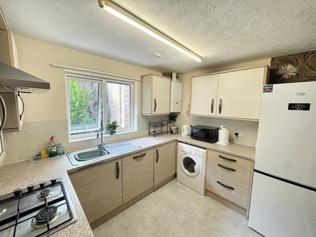 Bryn Gwelfor, Abergele, Conwy, LL22 8QR