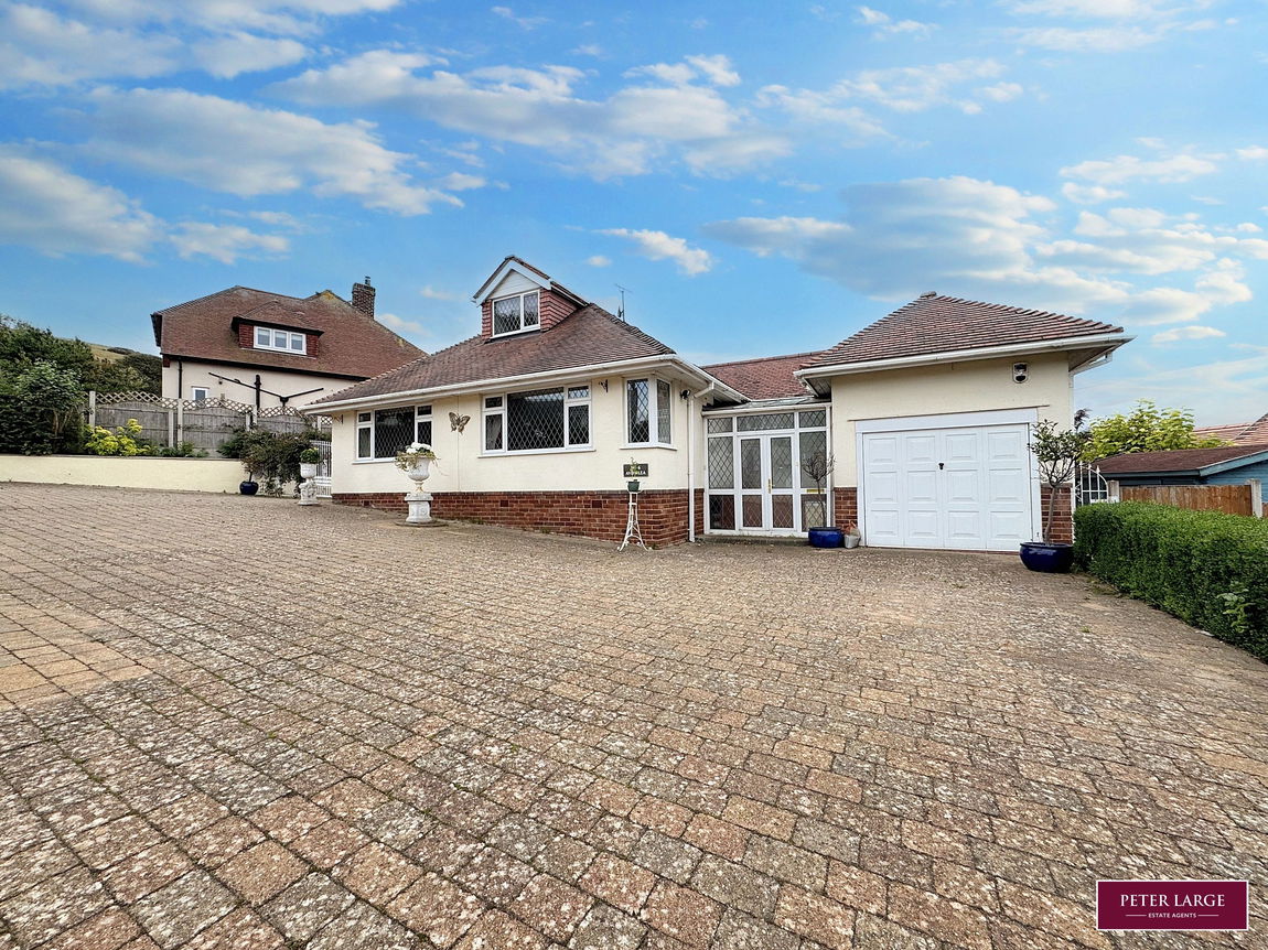 Talton Crescent, Prestatyn, Denbighshire LL19 9HD