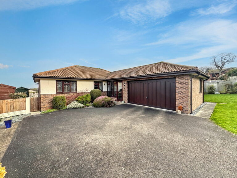 Lon Heulog, Abergele, Conwy Image