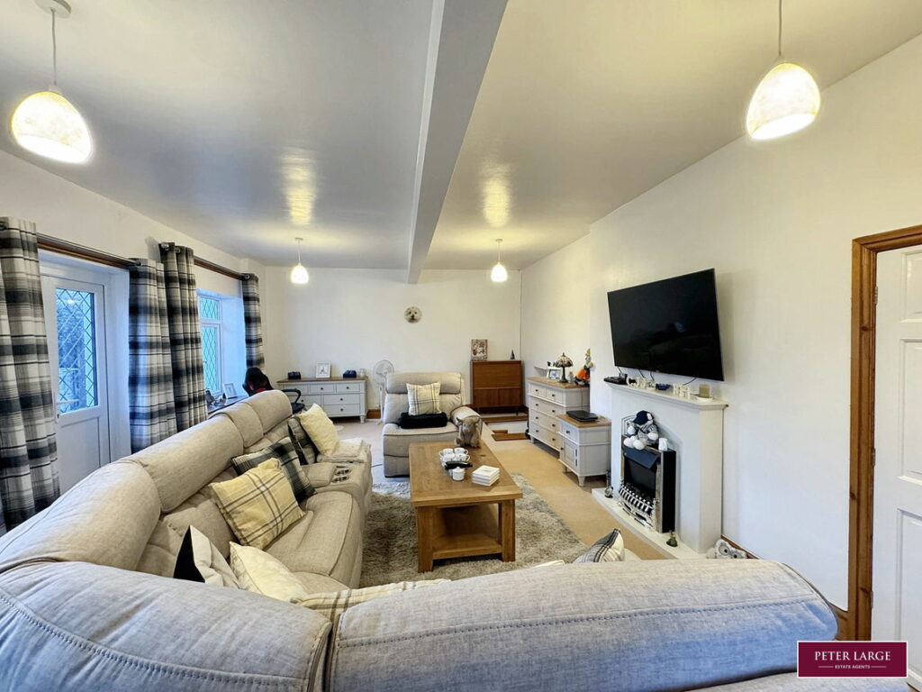 Penyffordd, Flintshire CH8 9HH