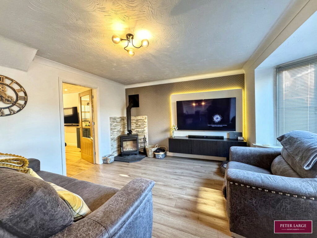 Ffordd Pantycelyn, Prestatyn, Denbighshire LL19 8YD