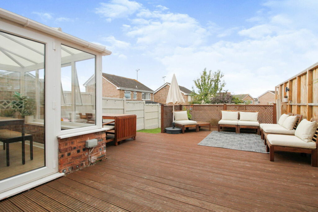 2 Llwyn Onn, St Asaph, Denbighsire, LL17 0SQ