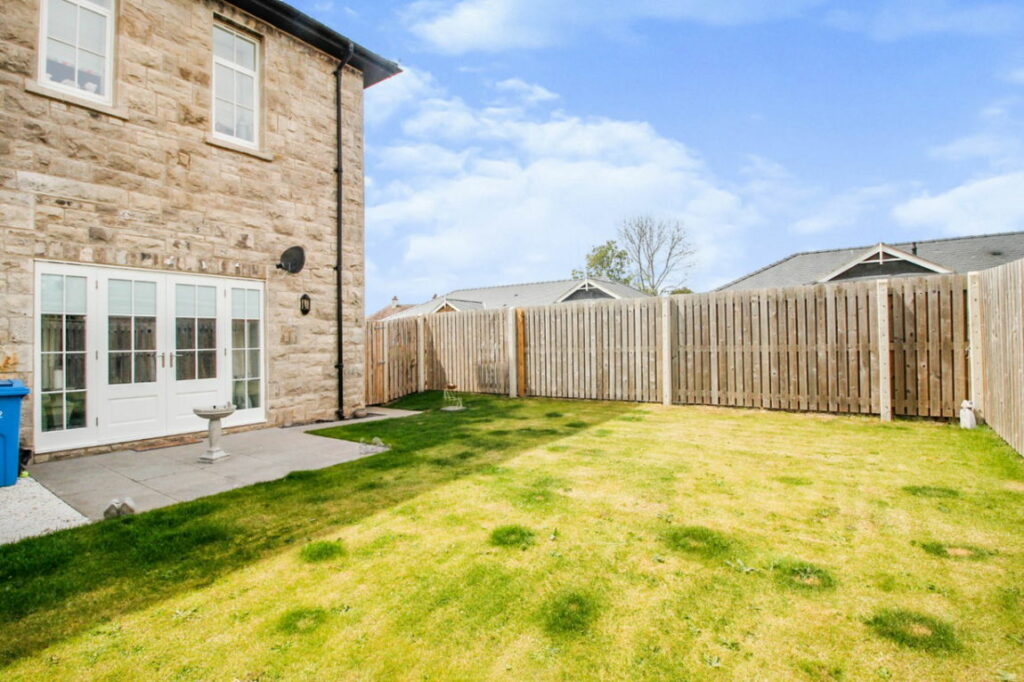 13 Rhodfa Tegid, St Asaph, LL17 0EQ