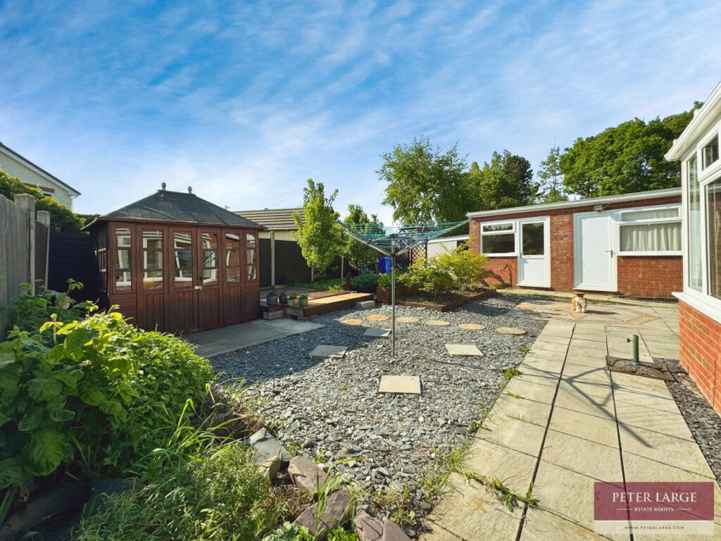 1 Garth Clarendon, Kinmel Bay, LL18 5DZ