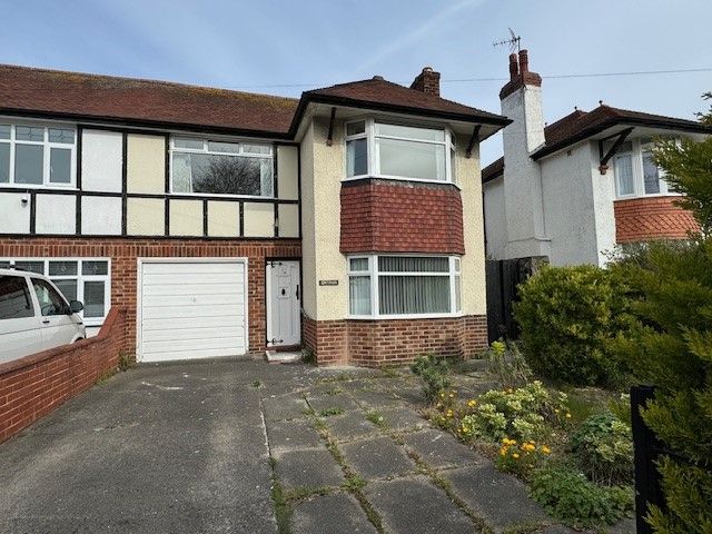 Gronant Road, Prestatyn, Denbighshire LL19 9DT