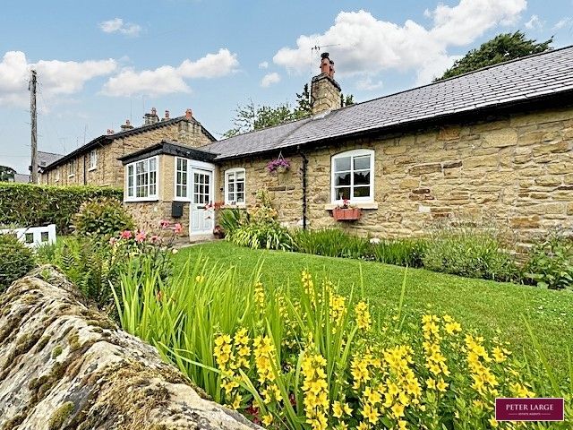 Glan Yr Afon Cottages, Glan yr Afon CH8 9BL