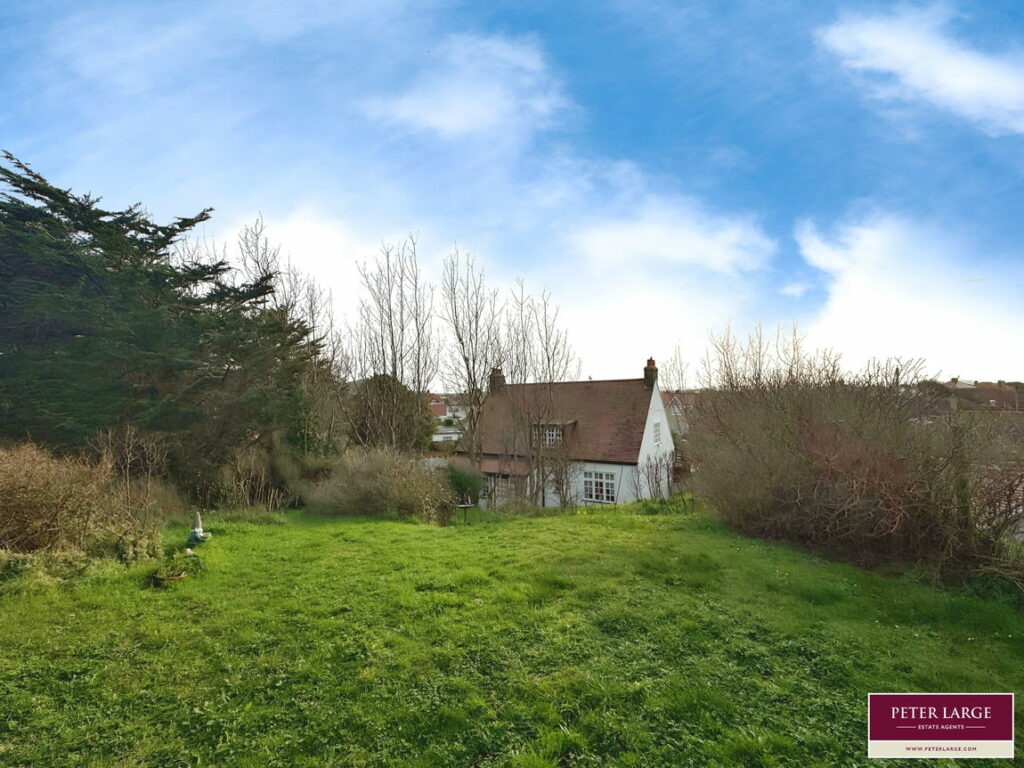 Berwyn Crescent, Prestatyn, Denbighshire LL19 7UH