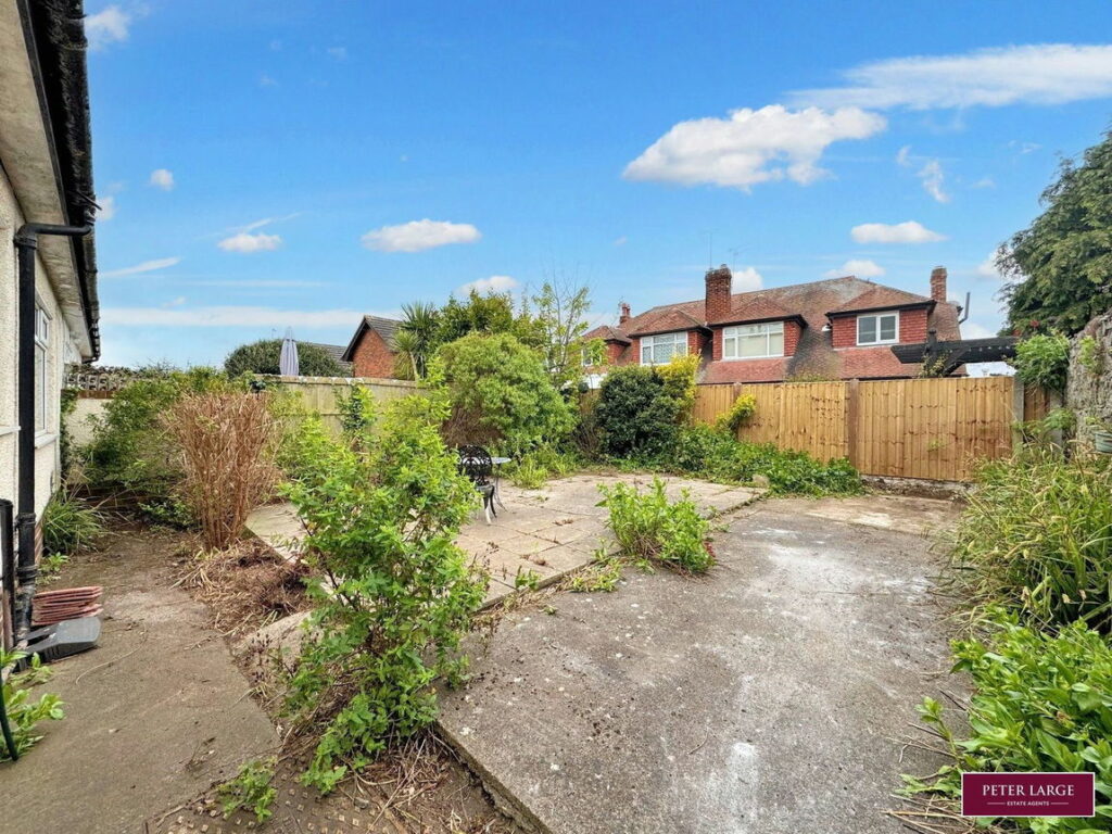 Gronant Road, Prestatyn, Denbighshire LL19 9DT