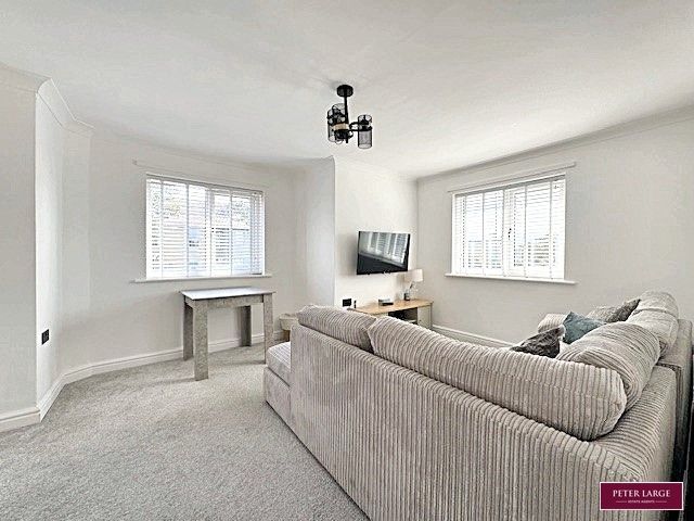 Queens Court, Prestatyn, Denbighshire LL19 7NE