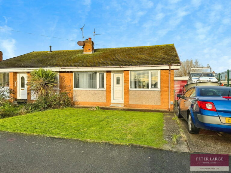 Spruce Avenue, Rhyl, Denbighshire Image